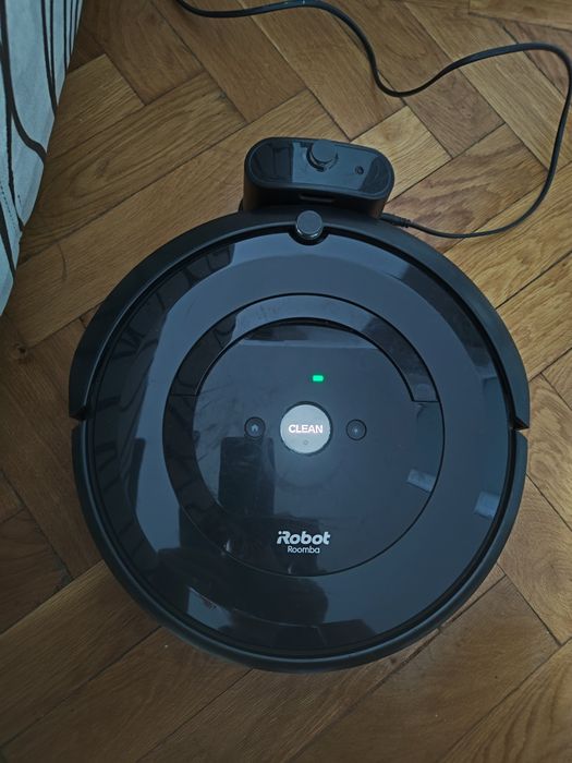 Aspirator robot Roomba e6