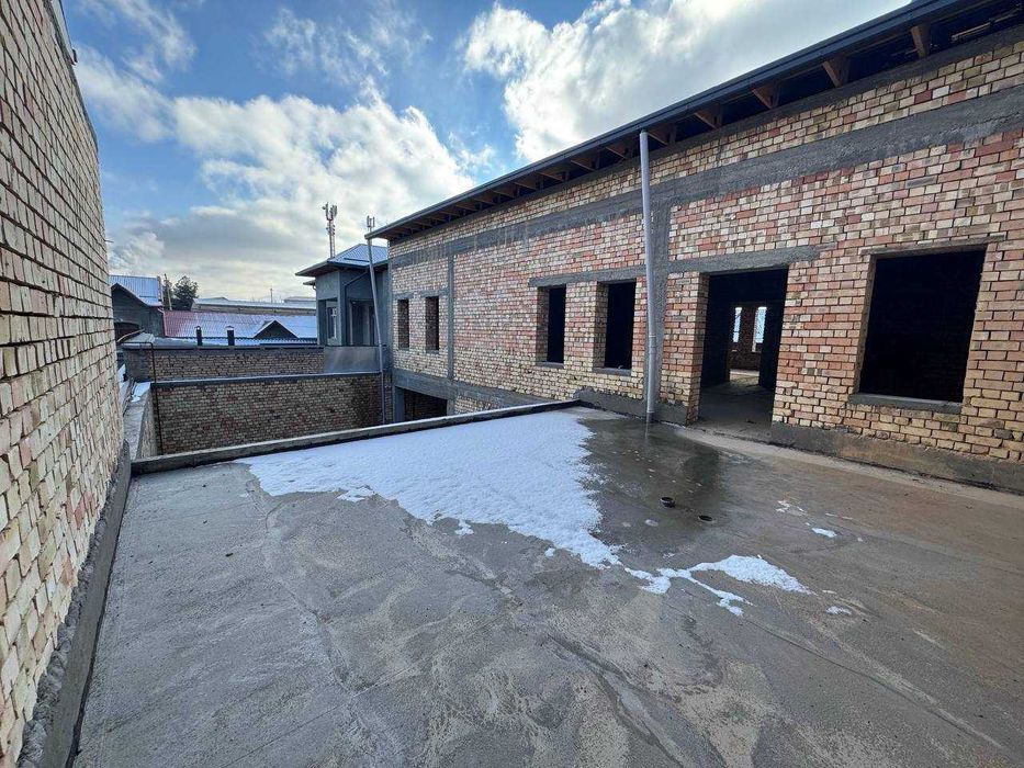 Продаётся просторный 2-этажный дом коробка | Ховли | Дом Uchastka