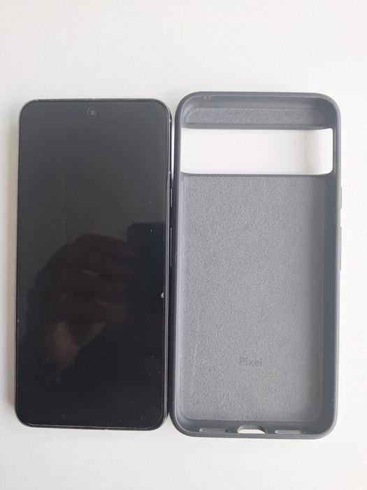 Телефон Google Pixel 8