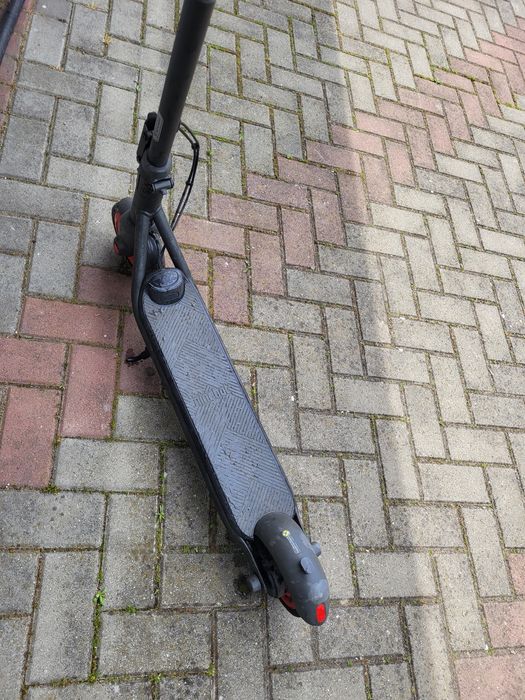 Vand trotineta electrică NINEBOT ekickScooter c2pro 7 inch negru-rosiu