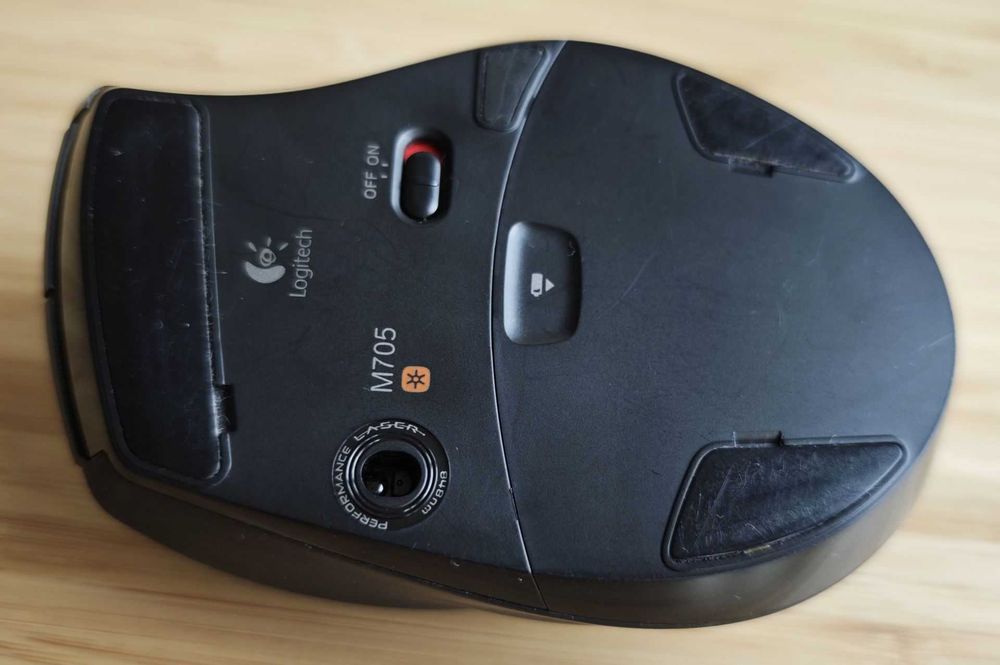 Mouse-uri Logitech + receiver Unifying + baterii/acumulator