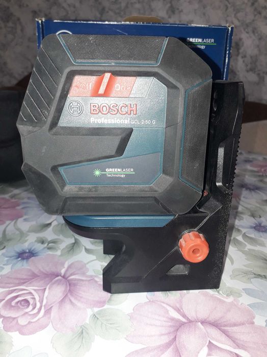 Комбиниран лазерен нивелир Bosch GCL 2-50 G Professional
