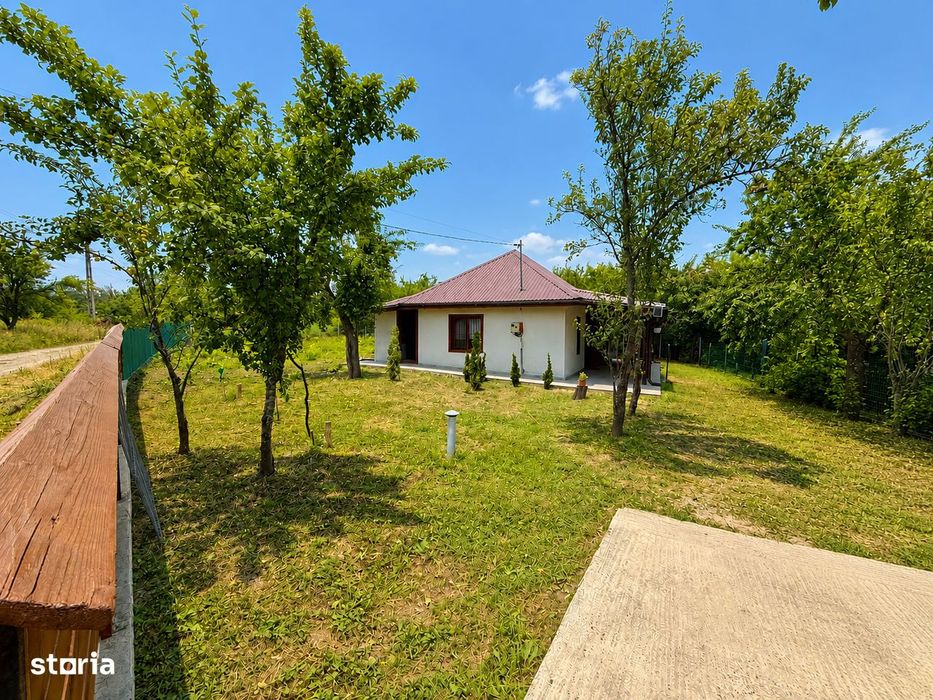 Casa mobilata, teren 1023mp, Poiana cu Cetate