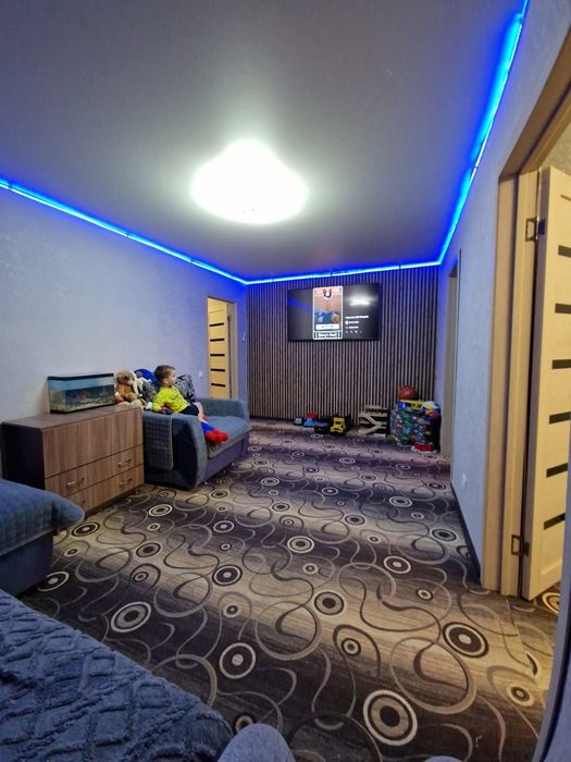 Продам 4 ком.кв в 20 микр.