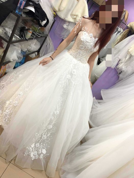 Rochie de mireasa pe corset!