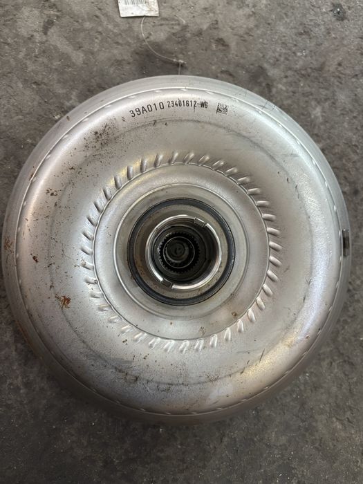 Маховик и Хидро от Peugeot 2008 2023г 1.5 HDI