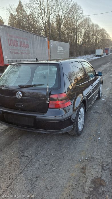 Golf 4    1.6 16v   sport 2003