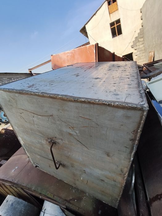 Бак из толстостенной нержавейки (3000 л / 3 куба)
Продам надежный, веч