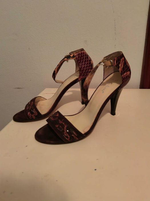 Оригинални сандали на марката Gi Anni
