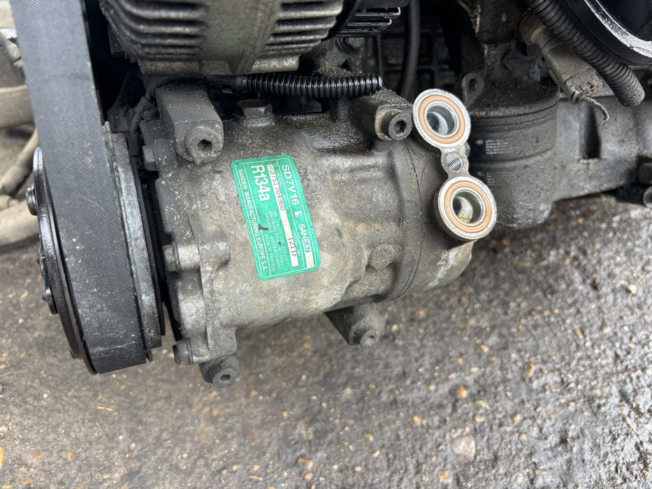 Peugeot 406  Пежо Двигател Скоростна кутия