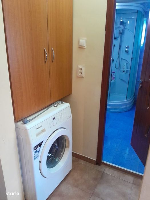 Apartament 3 camere, etaj 2, centrala pe gaz