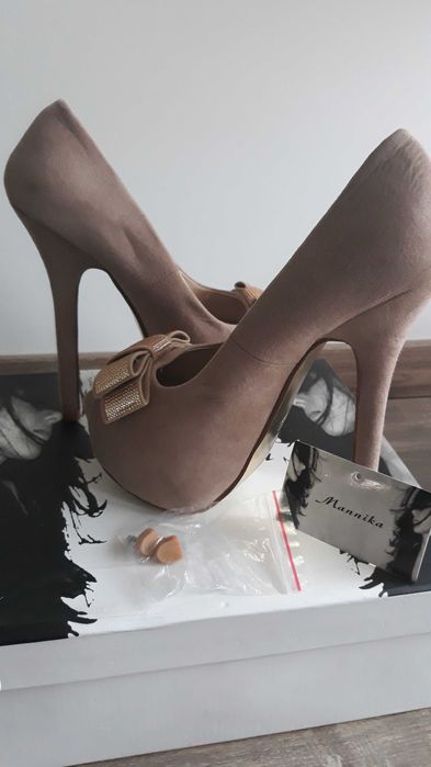 Официални обувки