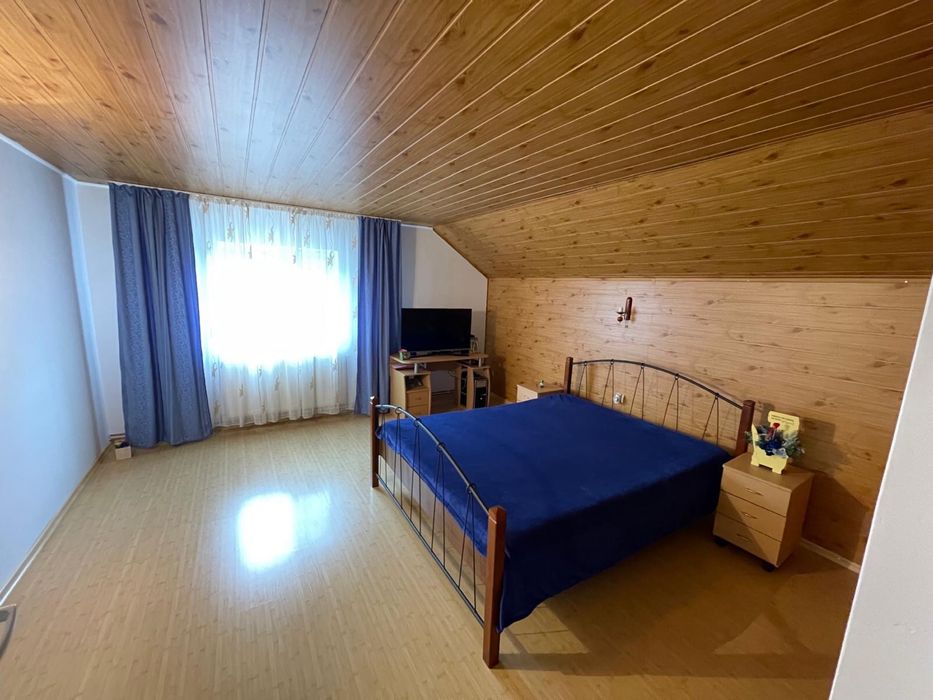 Vand casa/ schimb (cu apartament + diferenta) Pitesti, 1178 m teren