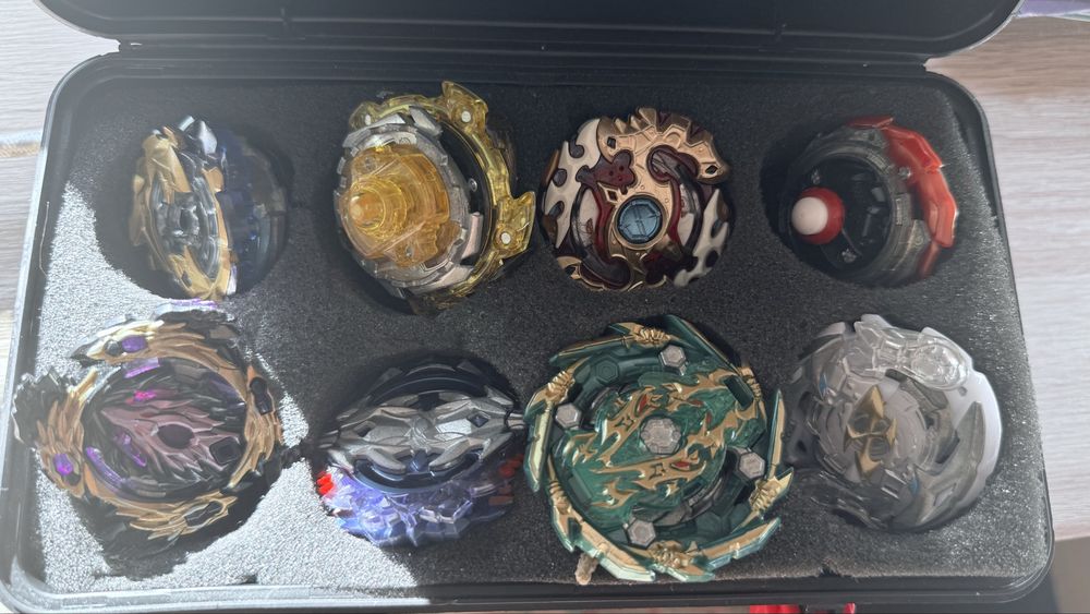 Продаю Beyblade