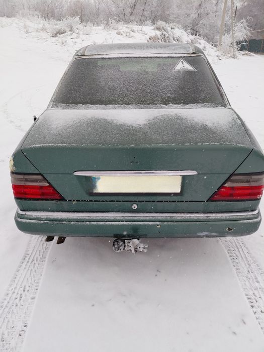 Продам  М/В Е124, 2.8