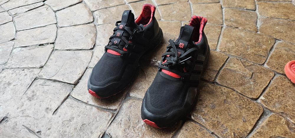 adidas Originals ULTRABOOST DNA MONO | GZ6074 |