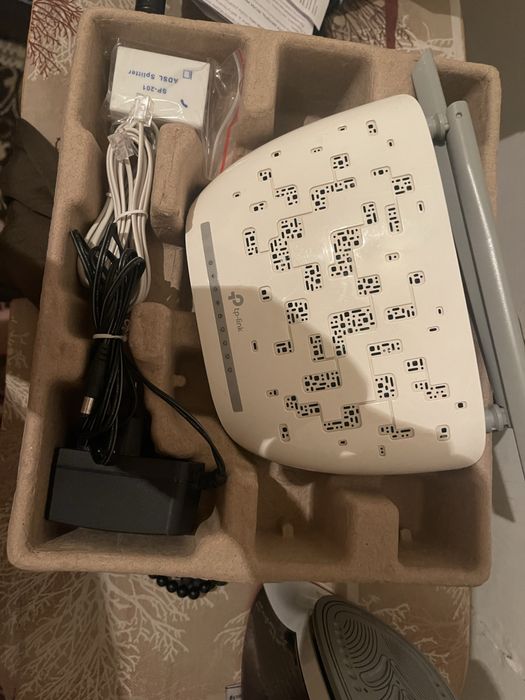 Продам роутер tp link