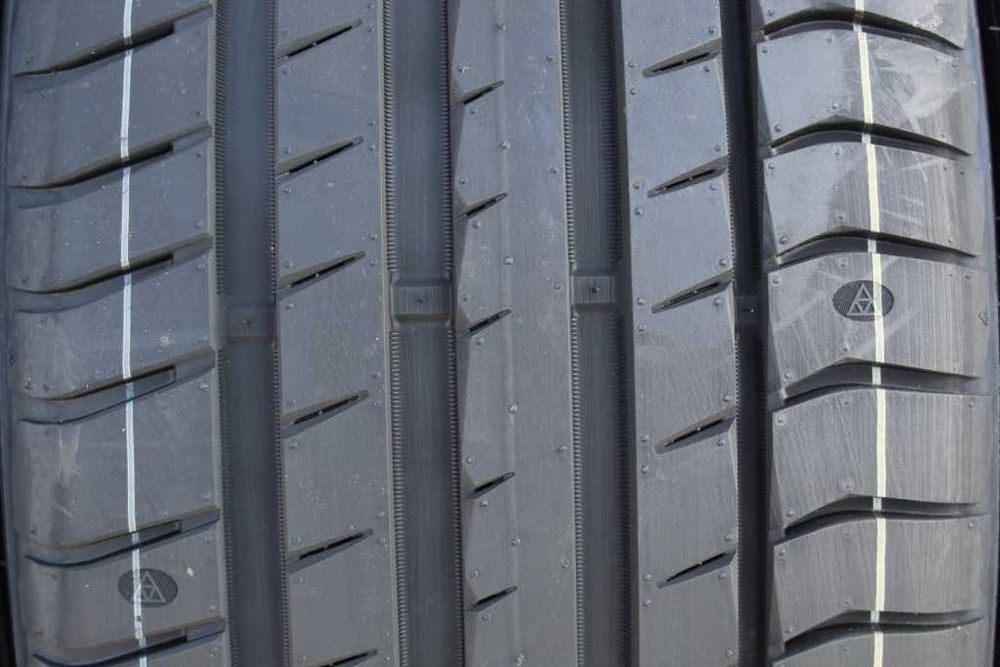 Anvelope vara noi 235/45R17, 97Y, XL, Triangle