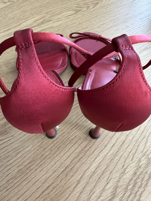 Mango елегантни обувки на ток.