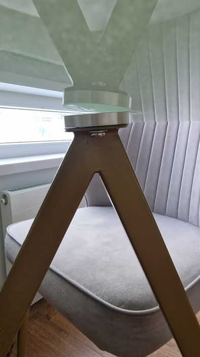 Продам стол кухонный