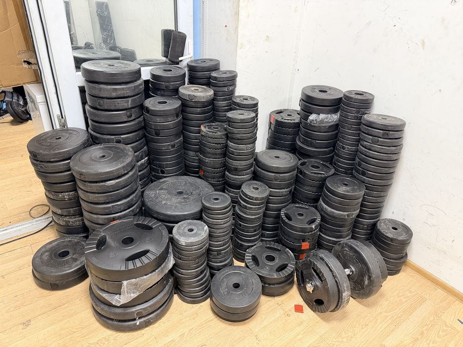 Discuri haltere si gantere oferta promo 5 lei kg. La minim 100 kg. Noi