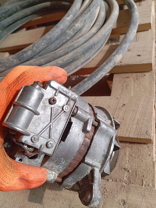 Мерседес генератор SKA