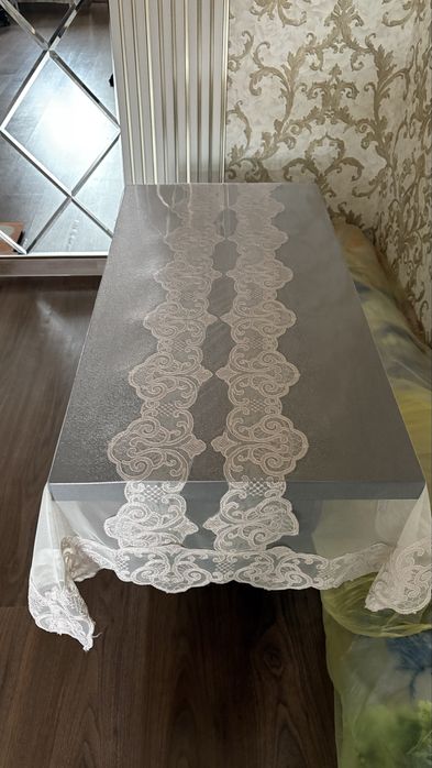 Продается журнальный столик новый