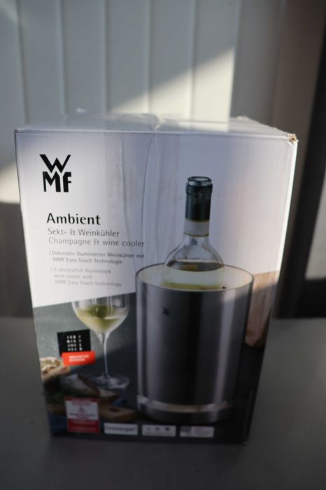 Електрическа охладителна кутия за шампанско или вино WMF Ambient, LED