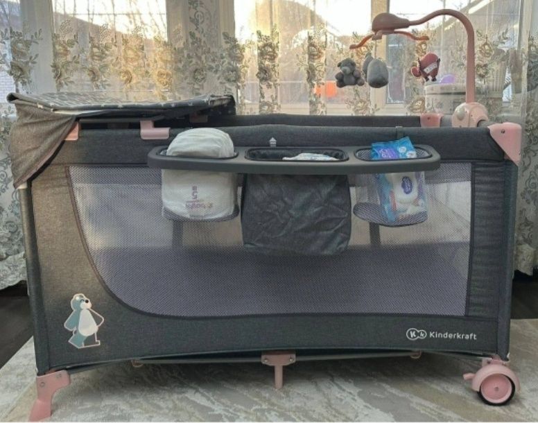 Манеж-Кроватка-пеленалка