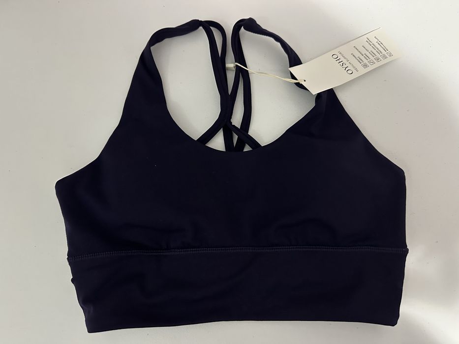 Чисто ново!! Дамско тъмнолилаво бюстие Oysho