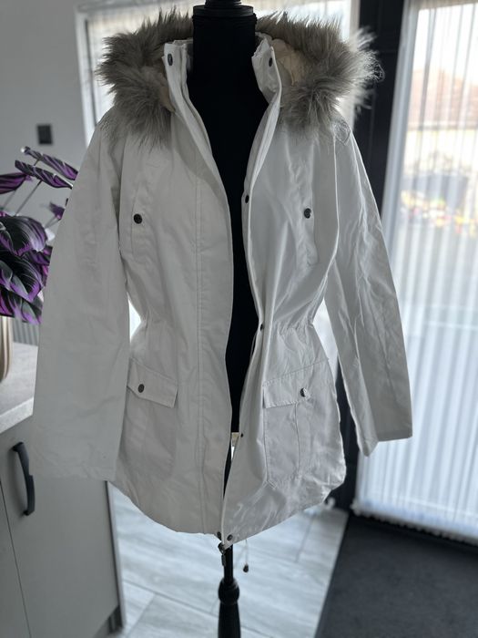 Geaca dama noua alba