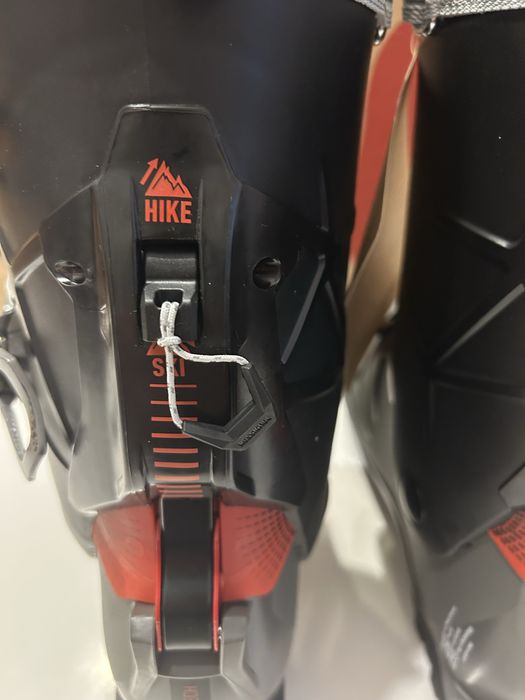 Clapari pentru barbati marime 28,5 sau 42,5/43 noi/nefolositi