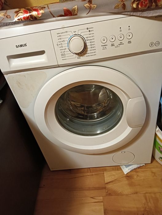 Mașină de spălat Samus