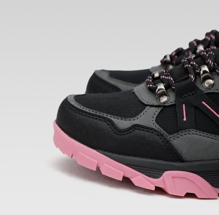 Дамски туристически боти на "Sprandi"