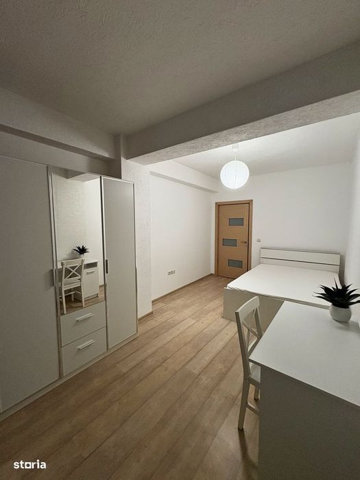 Apartament modern de 3 camere cu balcon și priveliște către munti