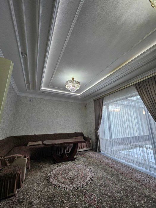 Сергели.Кумарык махалляси .3 сотихда 10 хонали зор уй сотаман.