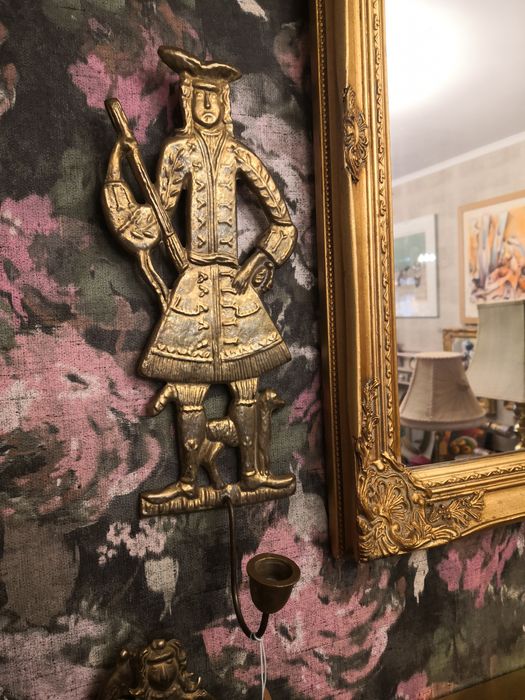 Винтидж подови, настолни лампа