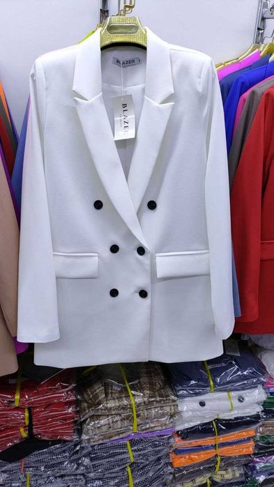 Новый Белый женский пиджак