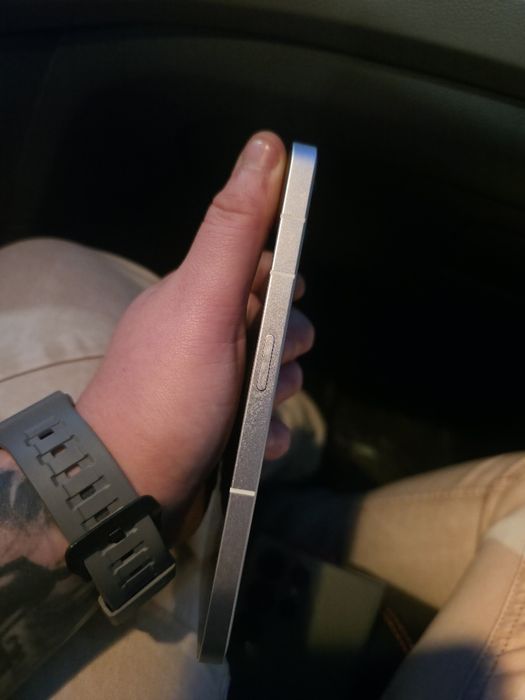 Nothing phone 2 12+2 рам 256гб