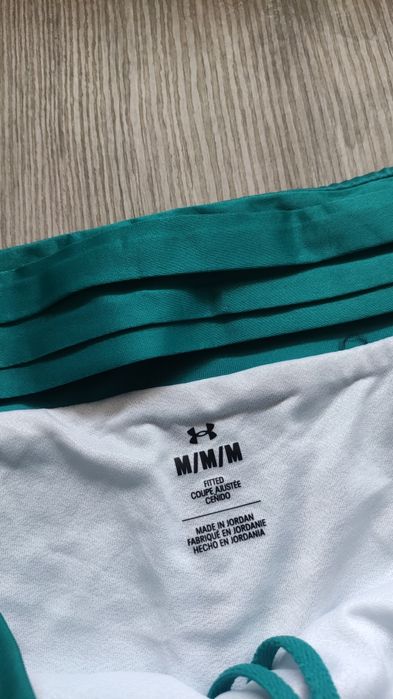 Нови дамски шорти Under Armour M size