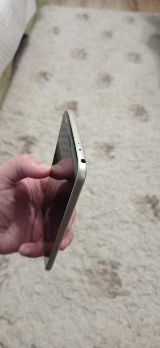 Телефон LG G5 - Отлично външно състояние