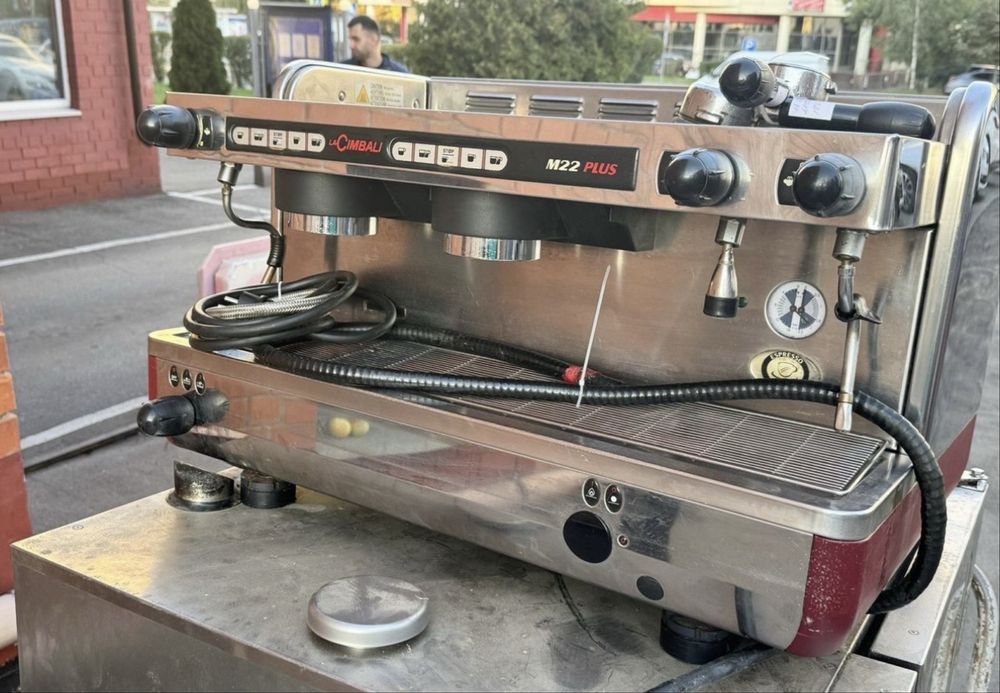 Кофемашина Cimbali m22+