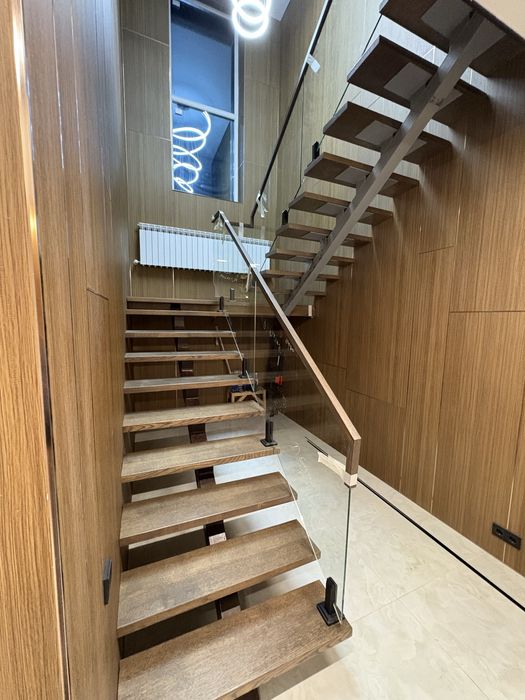 Лестницы от стандарт до премиум. С нами надежнее!