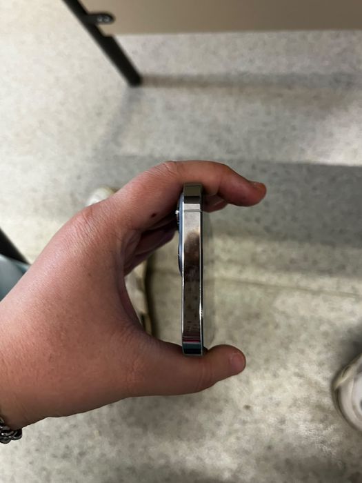 Vand iphone 13 pro,  aceept si schimburi