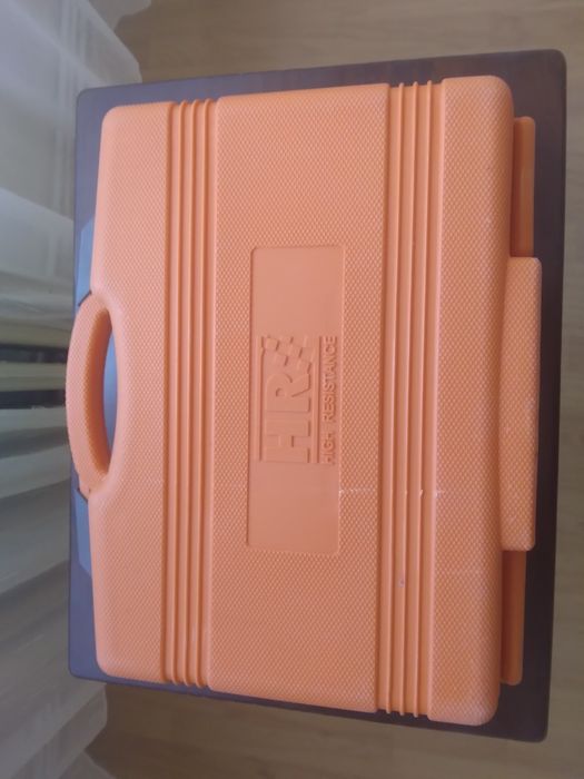 Trusa de scule tubulare