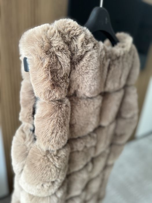 Жилет натуральный мех