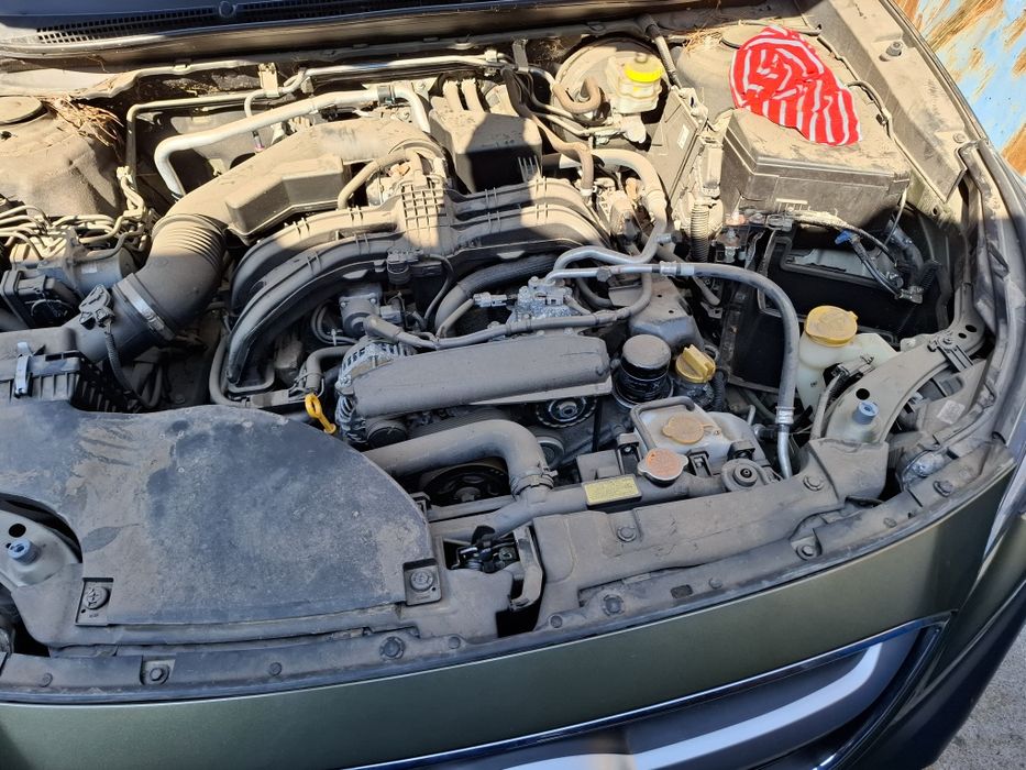 Субару Аутбек на части