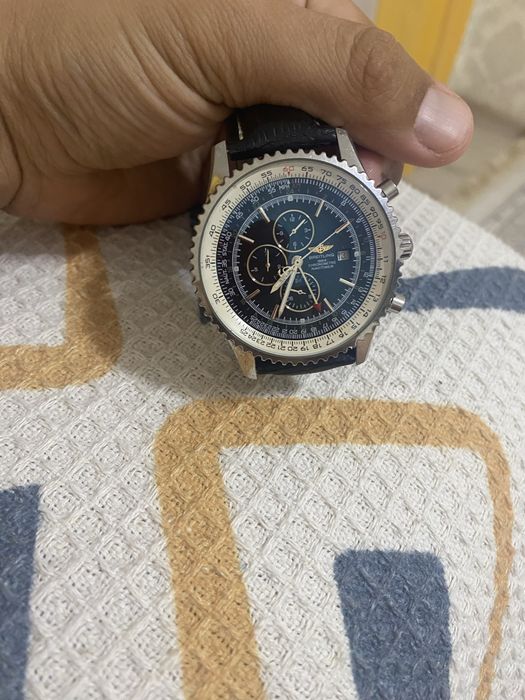 Часы в стиле Breitling Navitimer — хронограф, авиационный дизайн