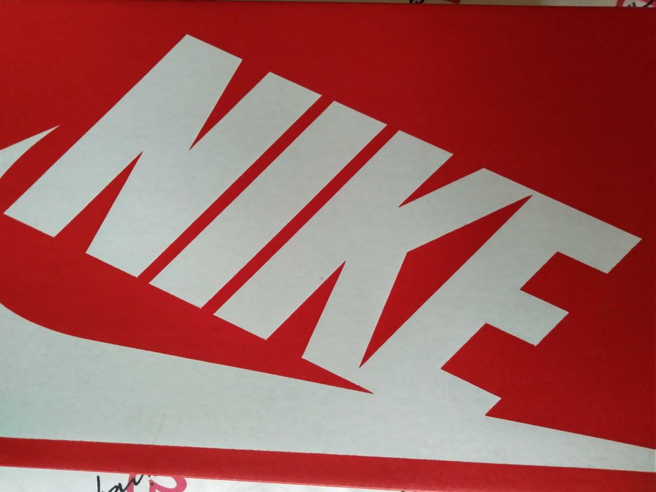 Продавам оригинални дамски обувки Nike air Max 90 - 36 номер