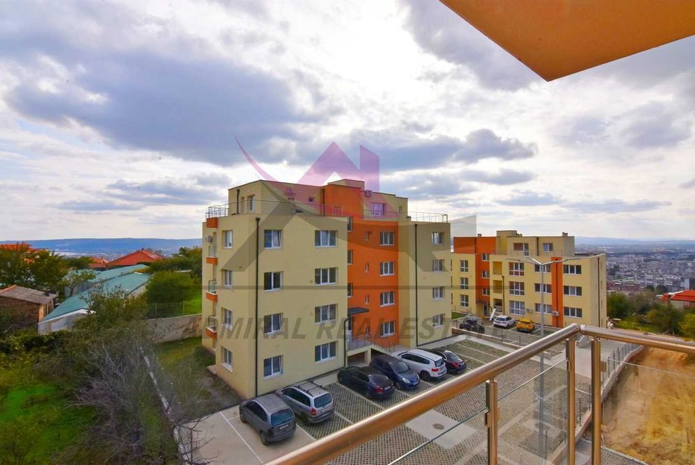 Продава се Тристаен апартамент в Варна, Възраждане 3 - 83 кв.м за 1651 €/кв.м - Снимка #7